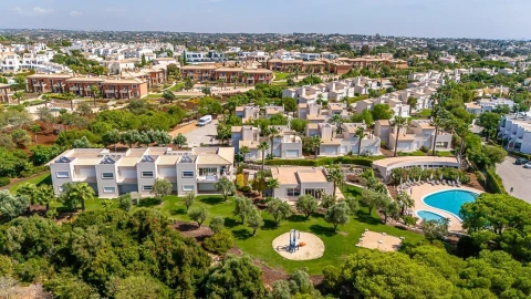 Moradia T2 para Venda em Avidos e Lagoa