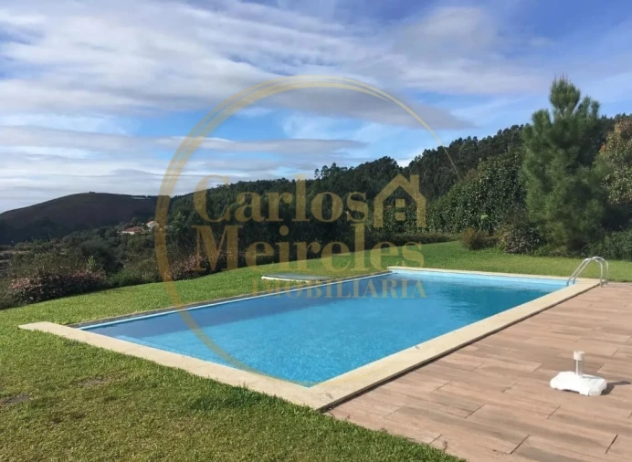 Quinta T4 para Venda em Serdedelo Foto 3