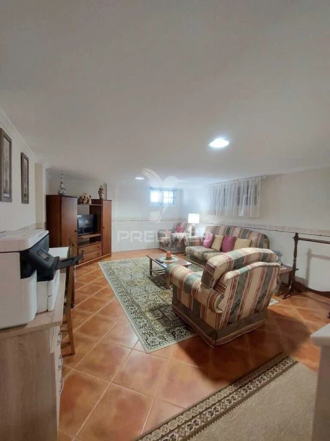 Moradia T3 para Venda em Quarteira