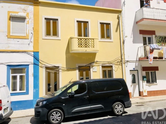 Moradia T1 para Venda em Nazare Foto 19