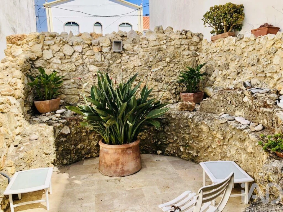 Moradia T1 para Venda em Nazare Foto 16