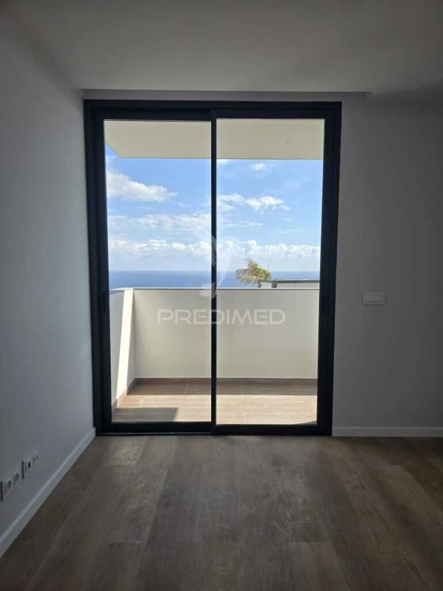 Apartamento T2 para Venda em São Martinho Foto 5