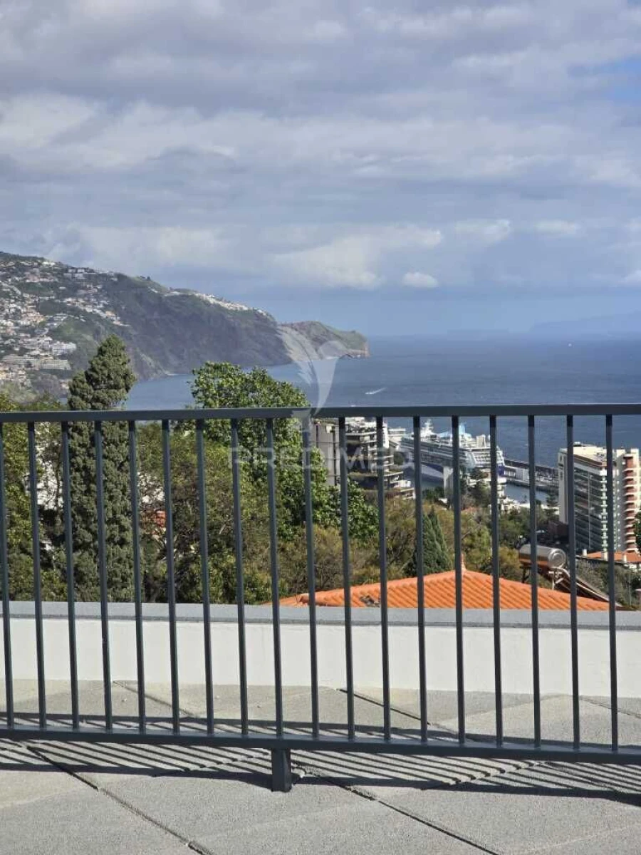 Apartamento T2 para Venda em São Martinho Foto 10