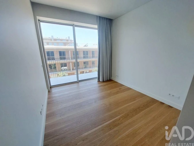 Apartamento T2 para Venda em Quarteira Foto 11