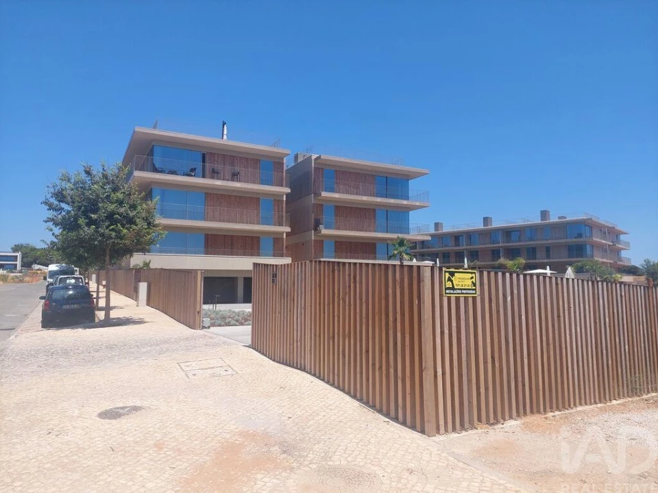Apartamento T2 para Venda em Quarteira Foto 17
