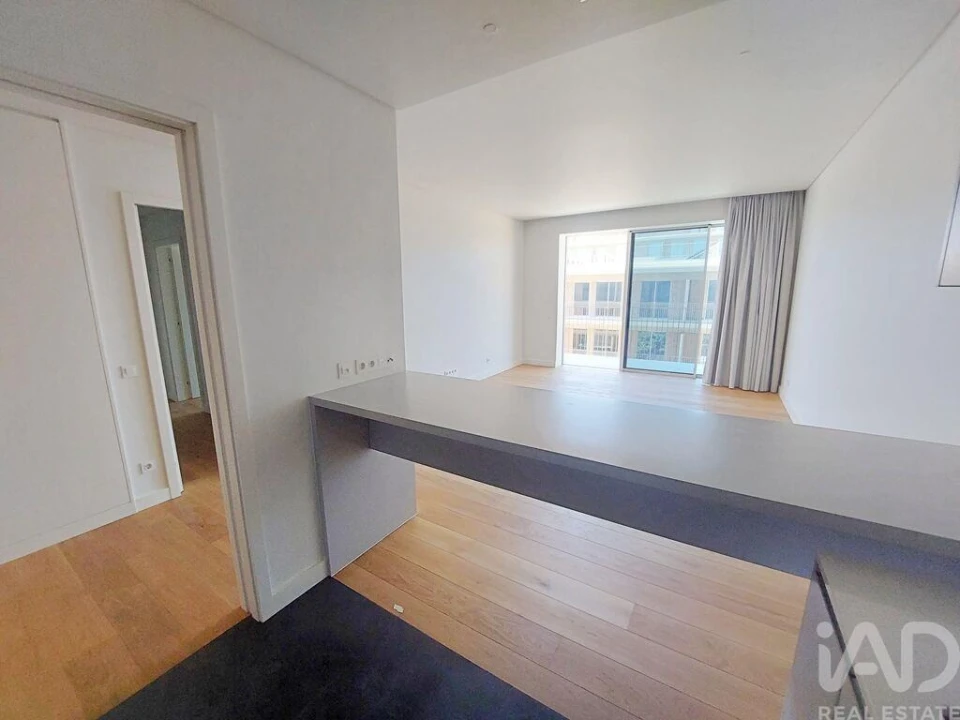 Apartamento T2 para Venda em Quarteira Foto 5