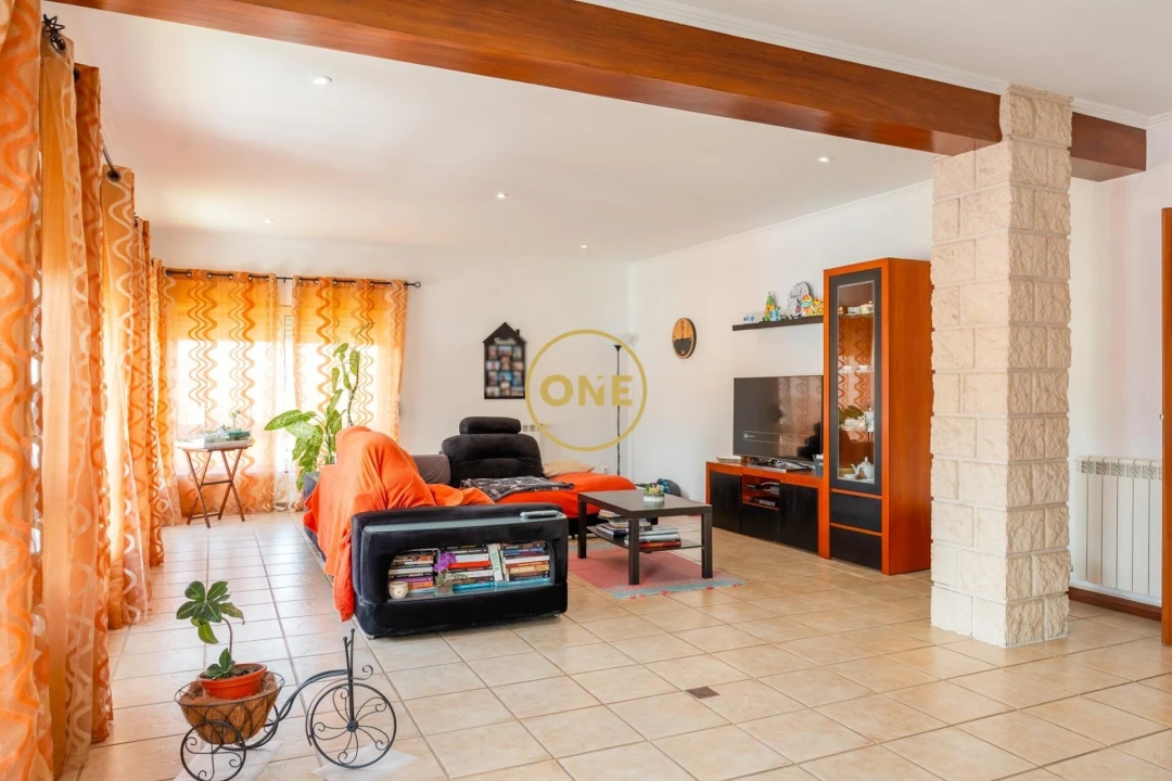 Apartamento T3 para Venda em Fajã de Baixo Foto 4