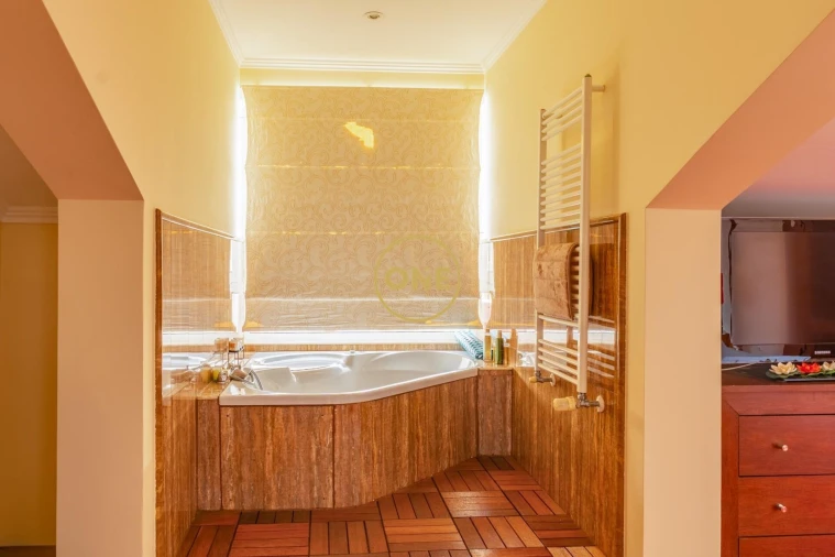 Apartamento T3 para Venda em Fajã de Baixo Foto 9