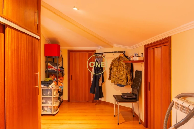 Apartamento T3 para Venda em Fajã de Baixo Foto 14