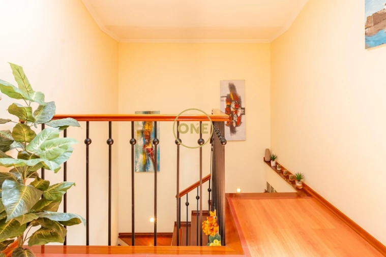 Apartamento T3 para Venda em Fajã de Baixo Foto 12