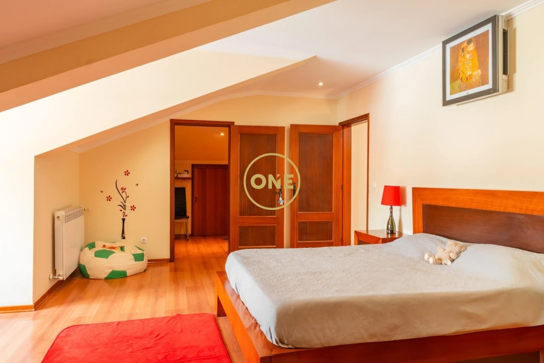 Apartamento T3 para Venda em Fajã de Baixo Foto 8