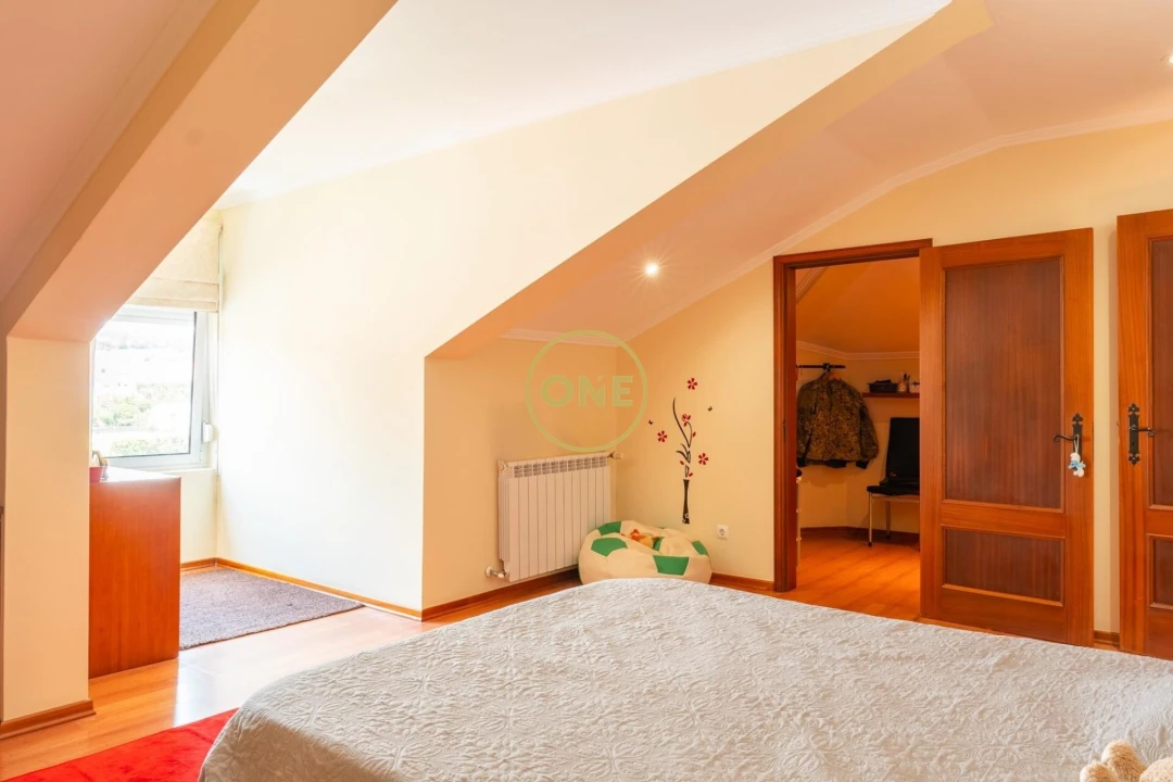 Apartamento T3 para Venda em Fajã de Baixo Foto 10