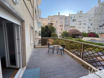 Apartamento T2 para Arrendamento em Campo de Ourique