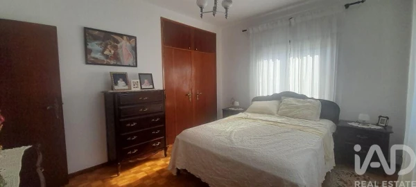 Moradia T4 para Venda em Castelo do Neiva