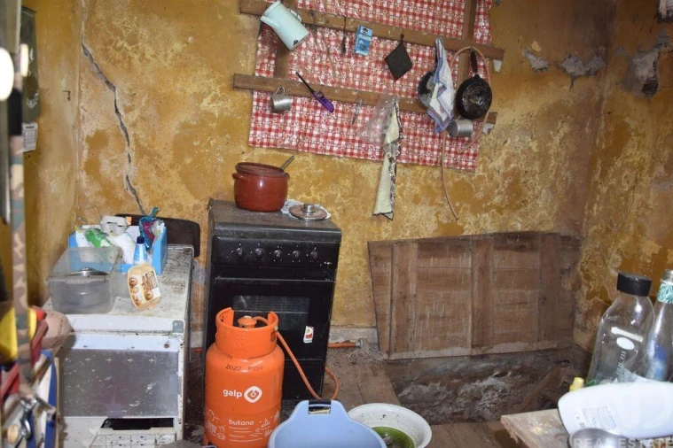 Moradia T2 para Venda em Miranda do Corvo Foto 16