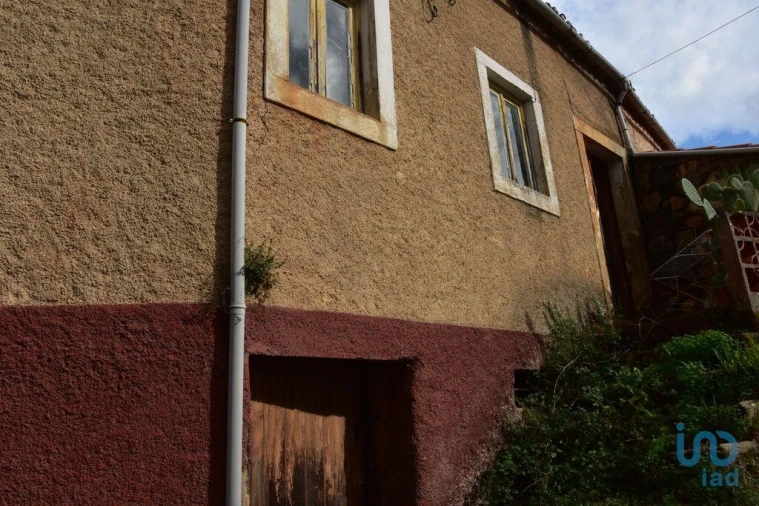 Moradia T2 para Venda em Miranda do Corvo Foto 8