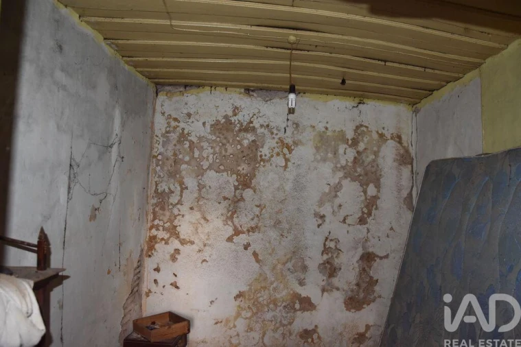 Moradia T2 para Venda em Miranda do Corvo Foto 21