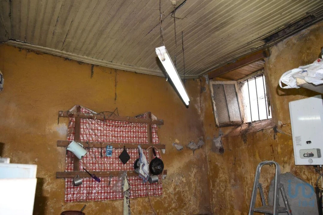 Moradia T2 para Venda em Miranda do Corvo Foto 14