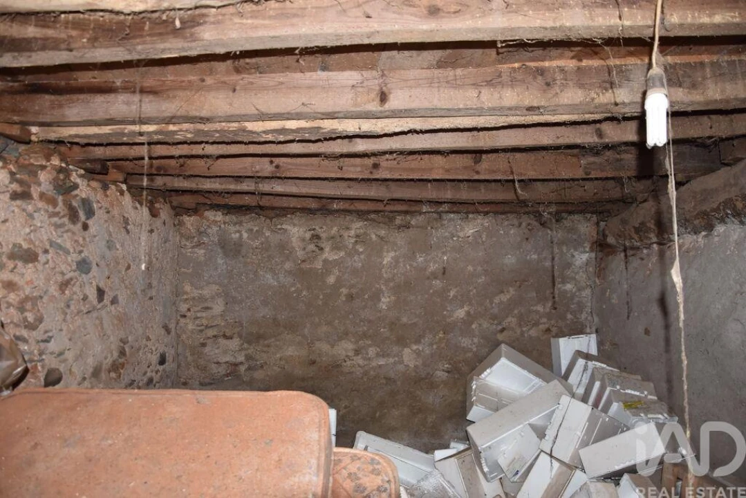 Moradia T2 para Venda em Miranda do Corvo Foto 24