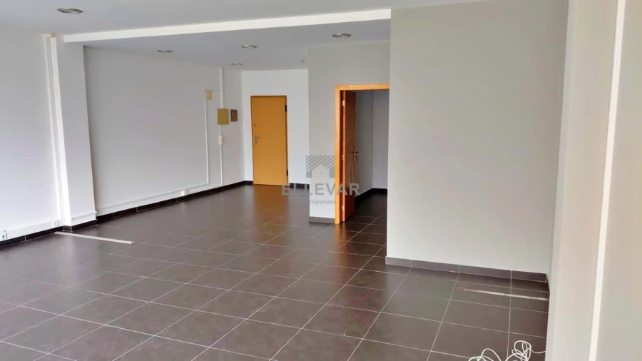 Negócio para Venda em Caniço Foto 6