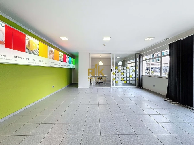 Negócio para Arrendamento em Caniço Foto 6