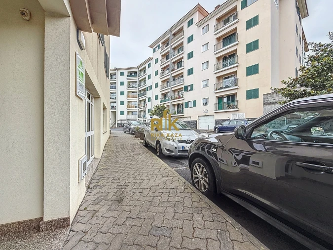 Negócio para Arrendamento em Caniço Foto 10