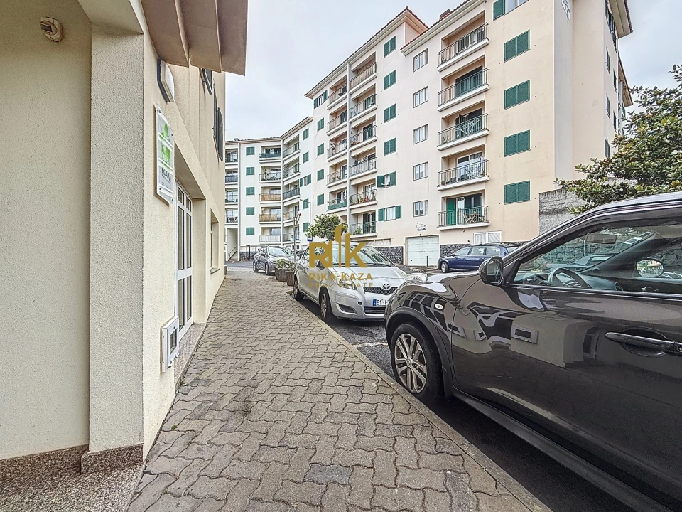 Negócio para Arrendamento em Caniço Foto 10