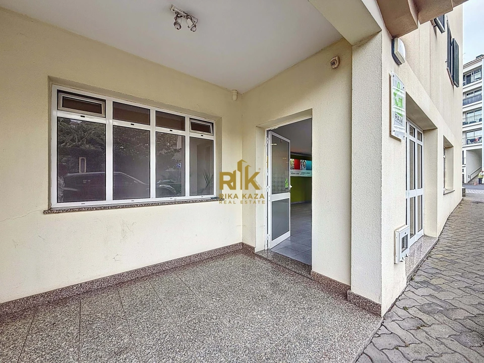 Negócio para Arrendamento em Caniço Foto 9