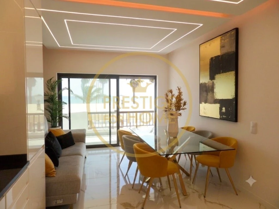 Apartamento T3 para Venda em Quarteira Foto 1