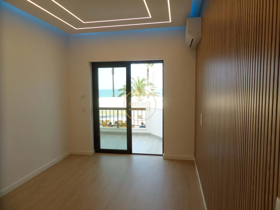 Apartamento T3 para Venda em Quarteira Foto 17