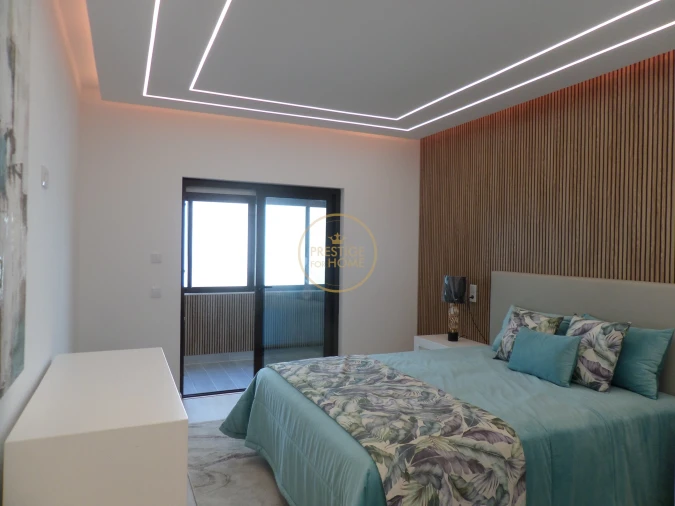 Apartamento T3 para Venda em Quarteira Foto 20