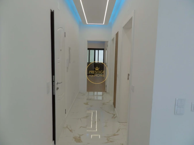 Apartamento T3 para Venda em Quarteira Foto 37
