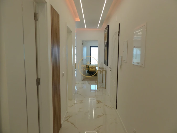 Apartamento T3 para Venda em Quarteira Foto 29