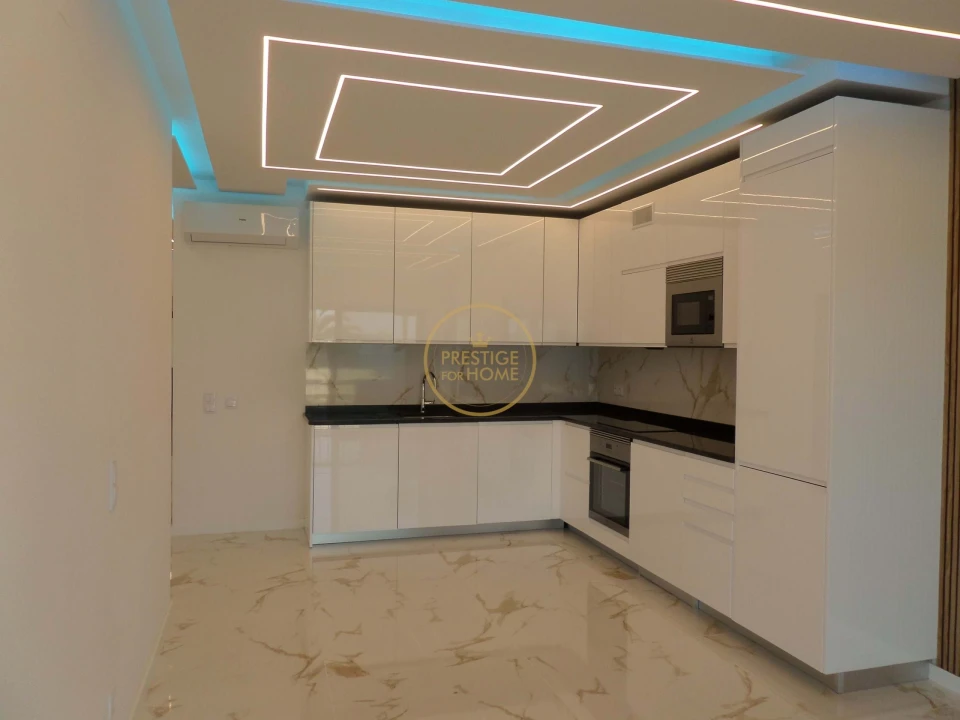 Apartamento T3 para Venda em Quarteira Foto 6