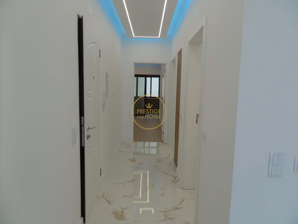 Apartamento T3 para Venda em Quarteira Foto 37
