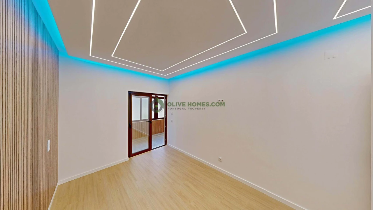 Apartamento T3 para Venda em Quarteira Foto 22