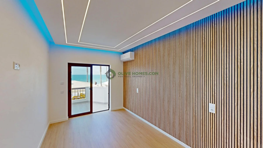 Apartamento T3 para Venda em Quarteira Foto 5