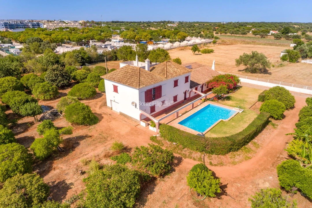 Quinta T9 para Venda em Conceição e Cabanas de Tavira Foto 1