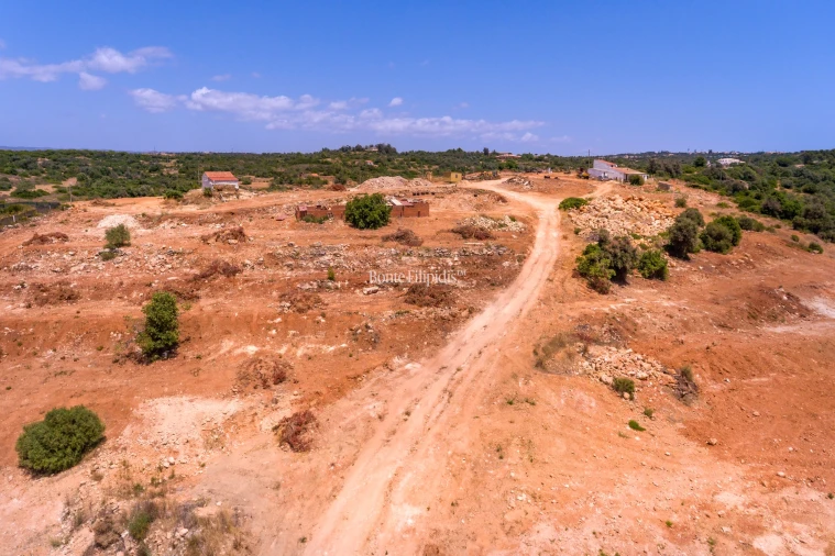 Terreno para Venda em Ferragudo Foto 3