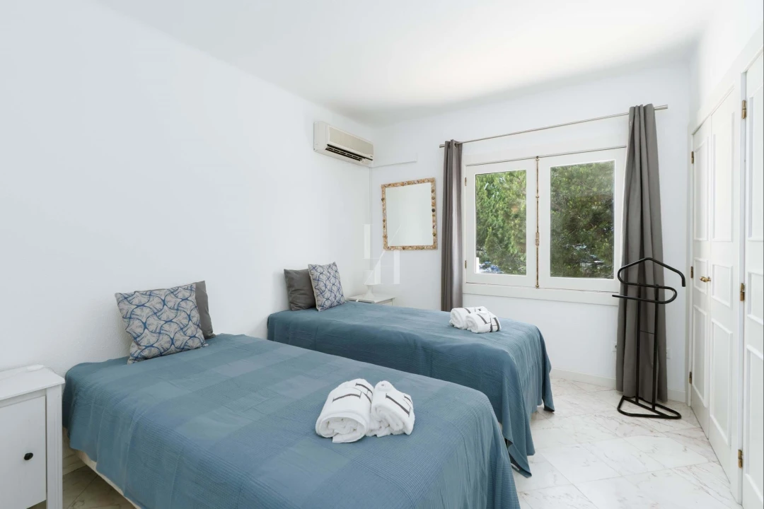 Moradia T3 para Arrendamento férias em Quarteira Foto 14