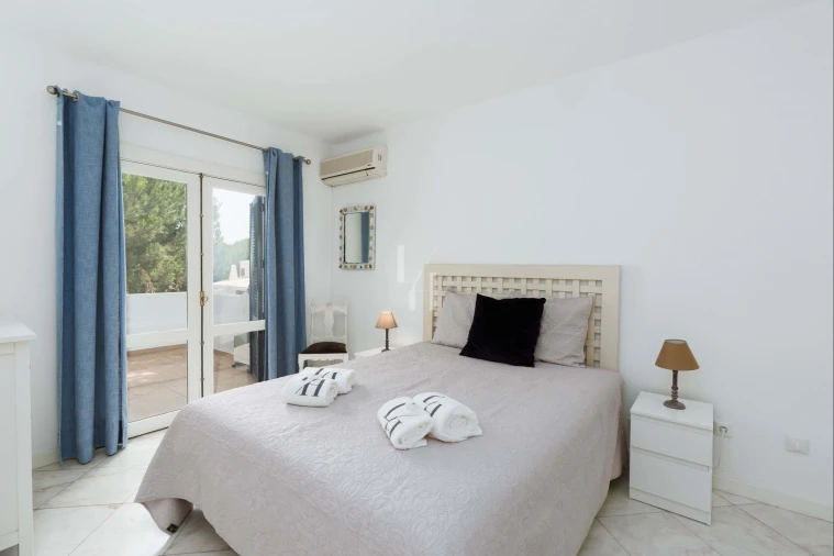 Moradia T3 para Arrendamento férias em Quarteira Foto 7