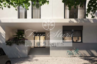 Apartamento T3 para Venda em Santo António dos Cavaleiros e Frielas