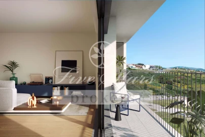 Apartamento T3 para Venda em Santo António dos Cavaleiros e Frielas