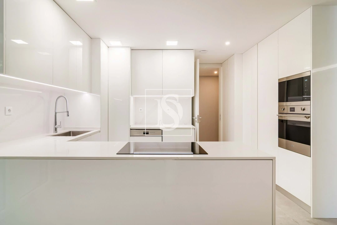 Apartamento T3 para Venda em Carcavelos e Parede Foto 10