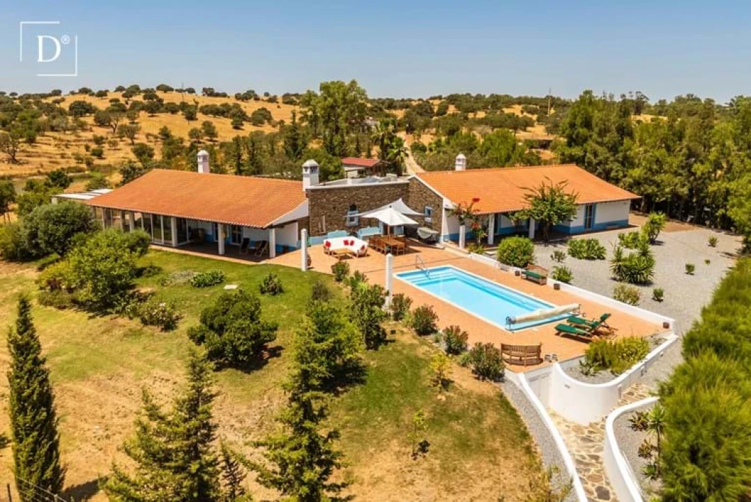 Moradia T3 para Venda em Mertola Foto 1