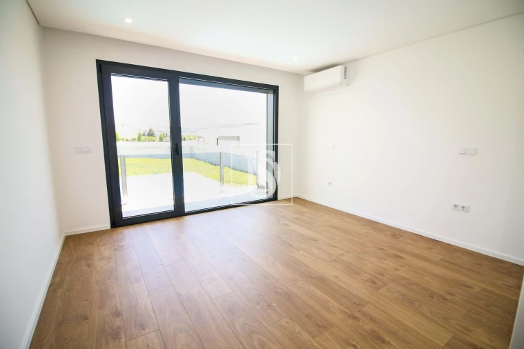 Moradia T3 para Venda em Merelim (São Paio), Panoias e Parada de Tibães Foto 19