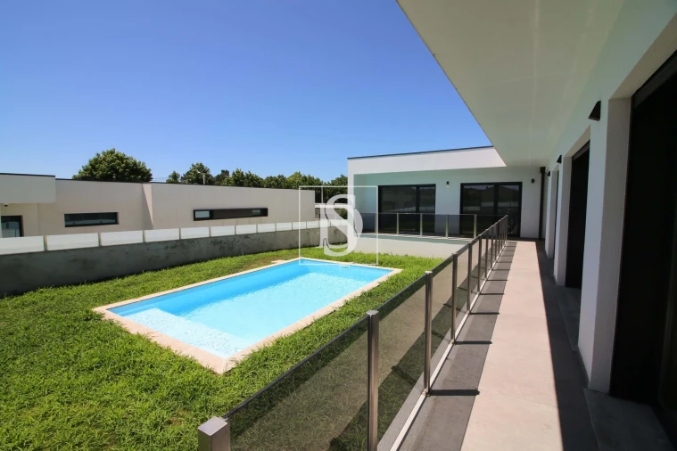 Moradia T3 para Venda em Merelim (São Paio), Panoias e Parada de Tibães Foto 22