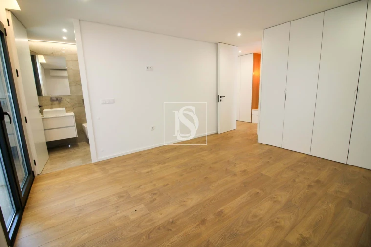 Moradia T3 para Venda em Merelim (São Paio), Panoias e Parada de Tibães Foto 10