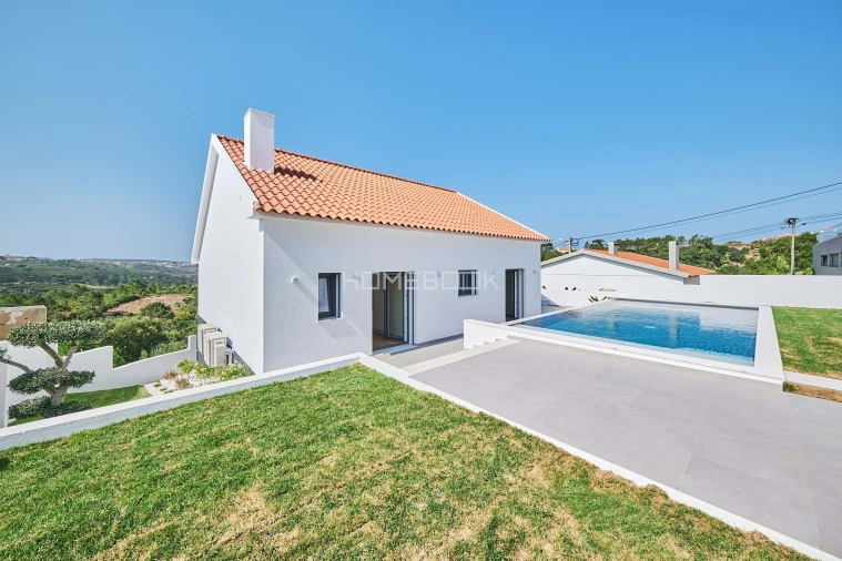 Moradia T4 para Venda em Carvoeira