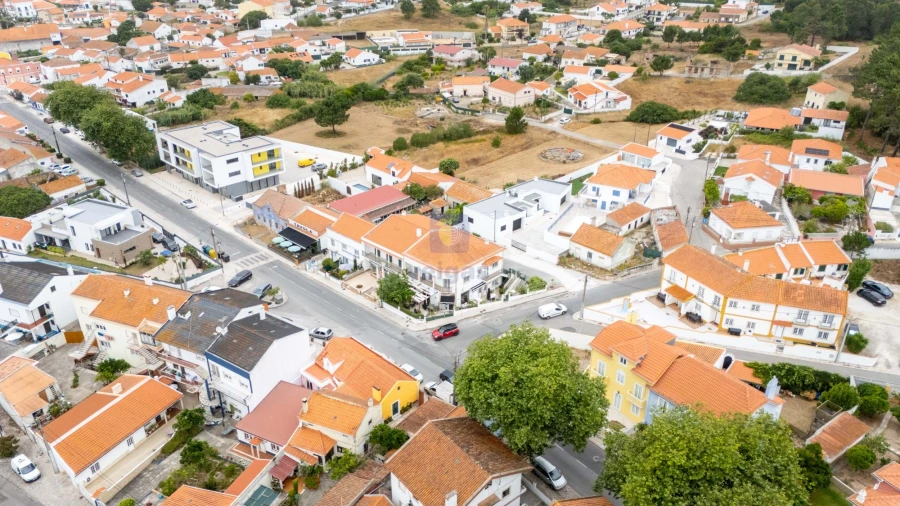 Prédio para Venda em Foz do Arelho Foto 28